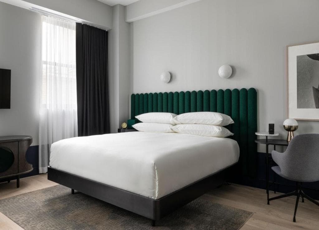 Woodlark Hotel