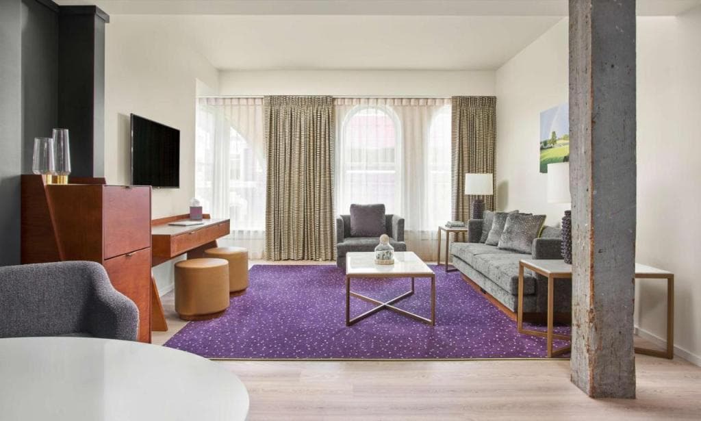 The Bankers Alley Hotel Nashville, Tapestry Collection by Hilton