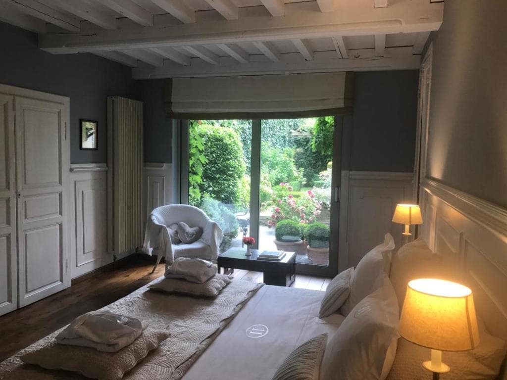 B&B Number 11 Exclusive Guesthouse