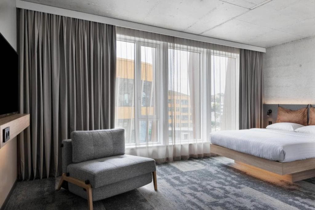 Moxy Bergen
