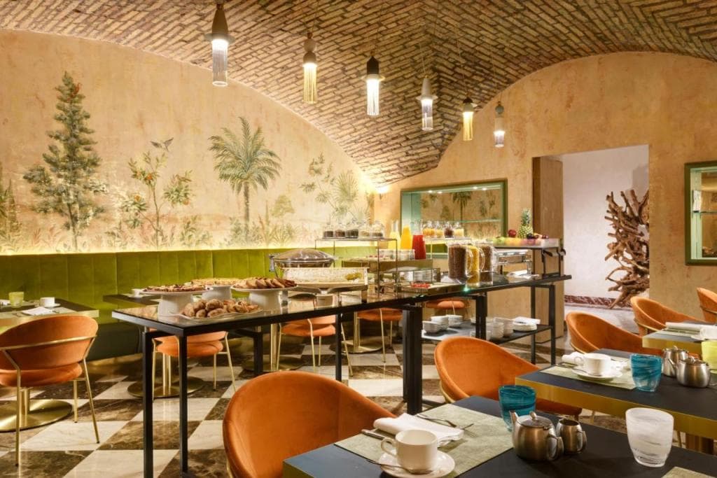 Leon's Place Hotel In Rome