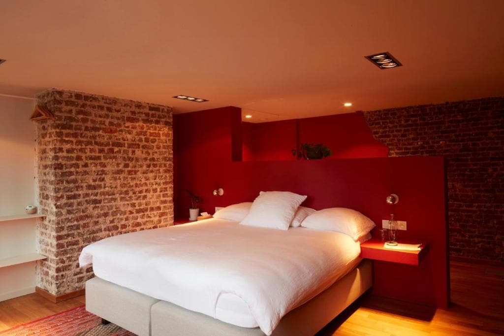 Chambre d'Amis by Alix