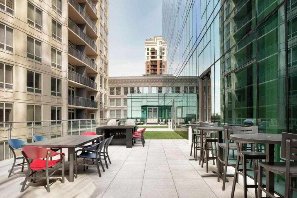 Hilton Garden Inn Chicago Downtown South Loop