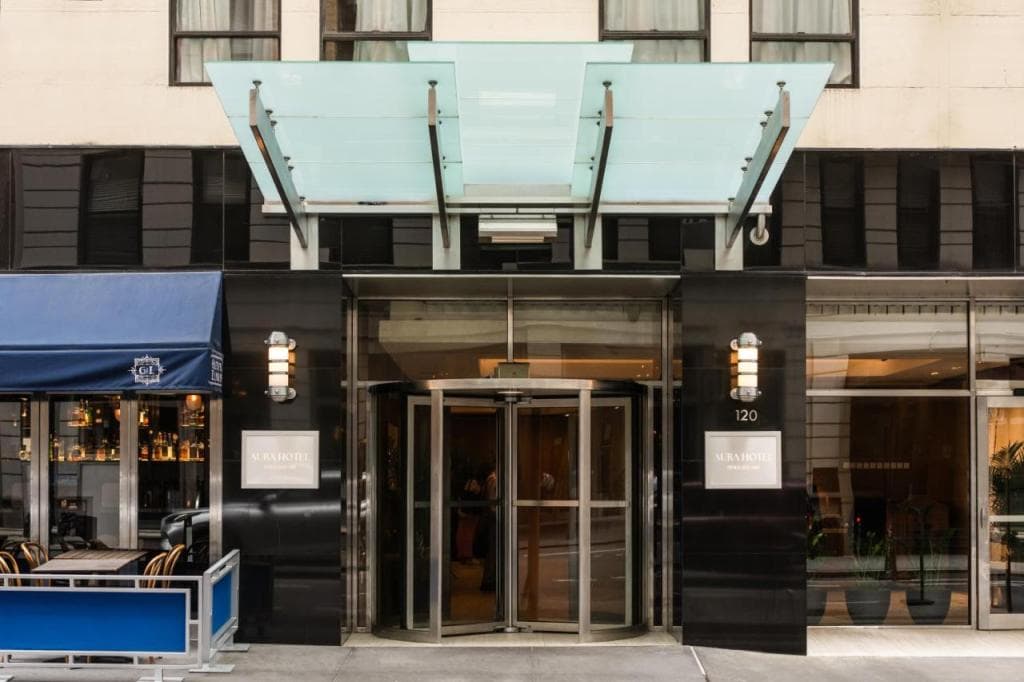 Aura Hotel Times Square
