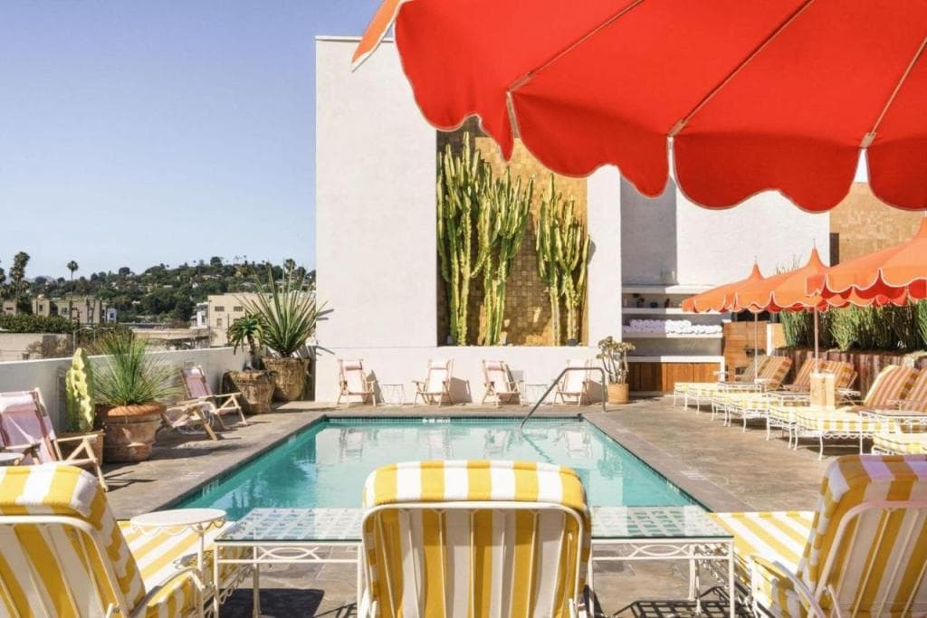 Silver Lake Pool & Inn