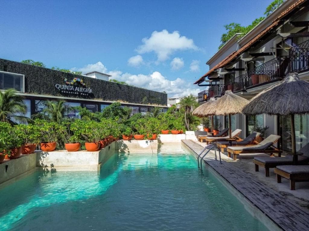 Caribbean Paradise Hotel & Spa - 5th Avenue