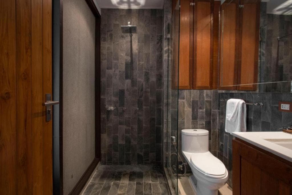 LUXX Langsuan Hotel - SHA Plus