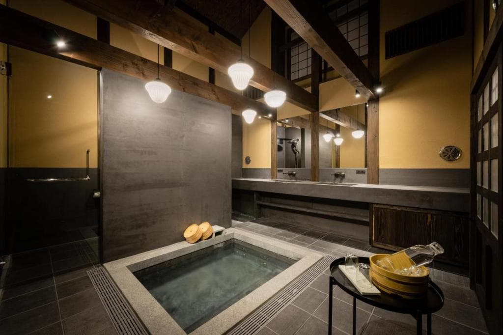 Nazuna Kyoto Gosho