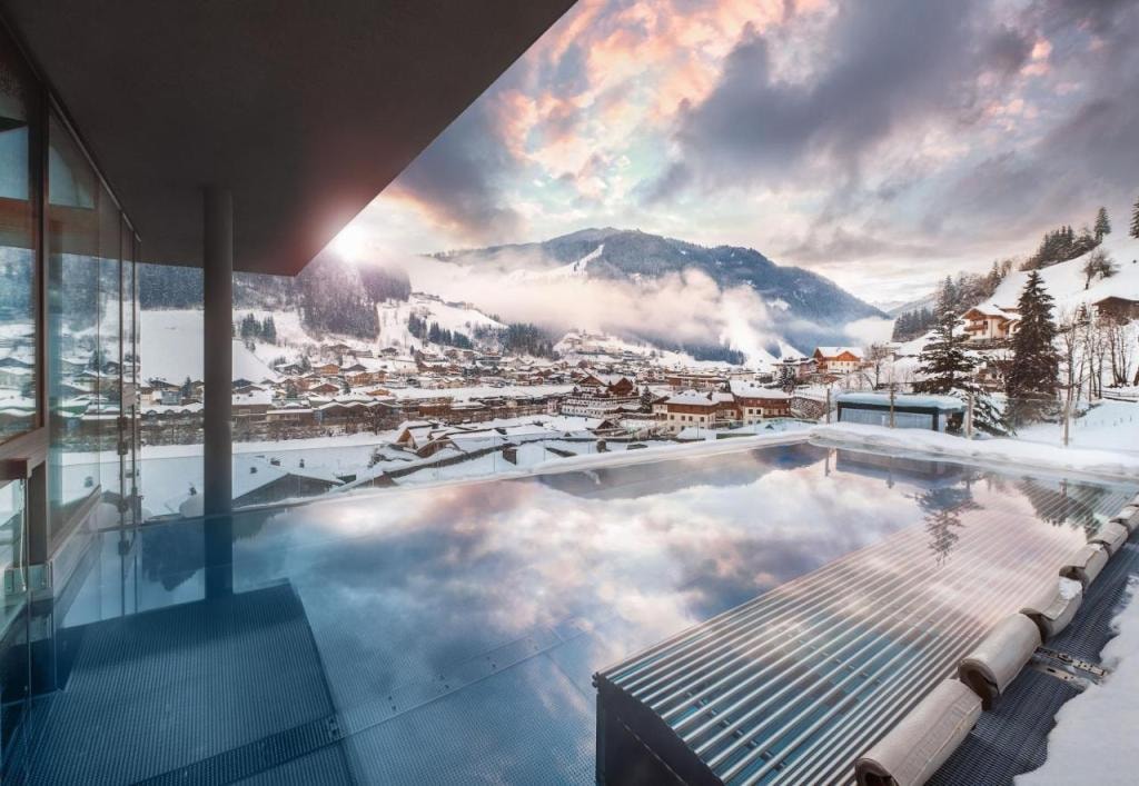 DAS EDELWEISS - Salzburg Mountain Resort