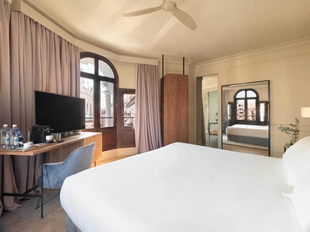 H10 Palacio Colomera