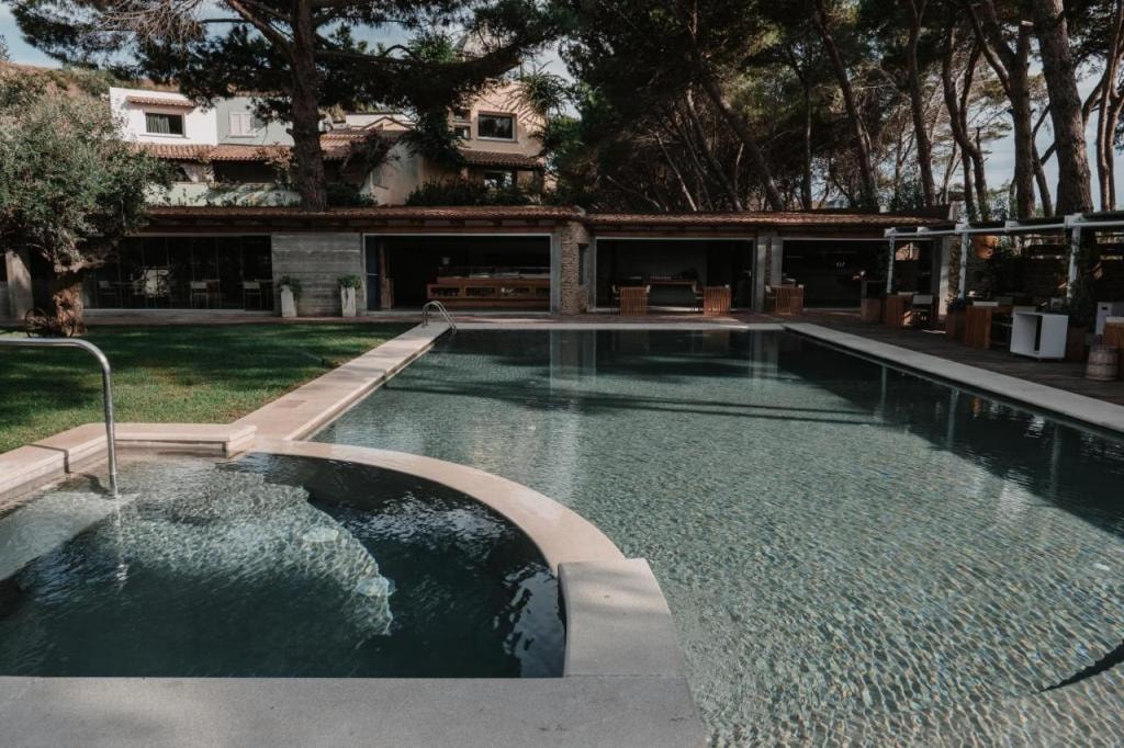 Praia Art Resort - Small Luxury Hotels of the world