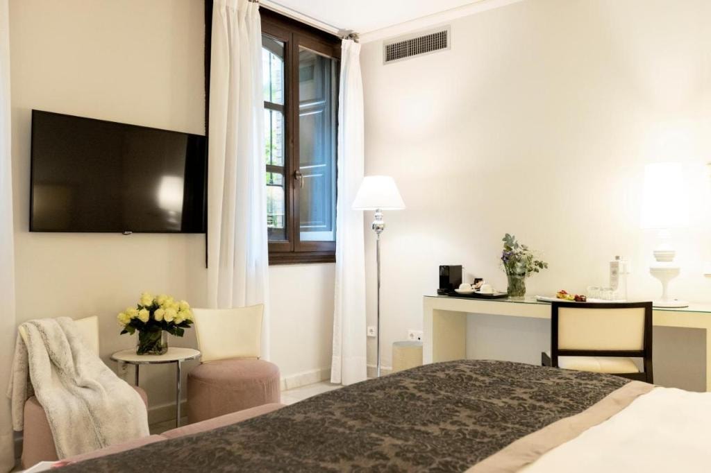 Hospes Palacio de los Patos, a Member of Design Hotels