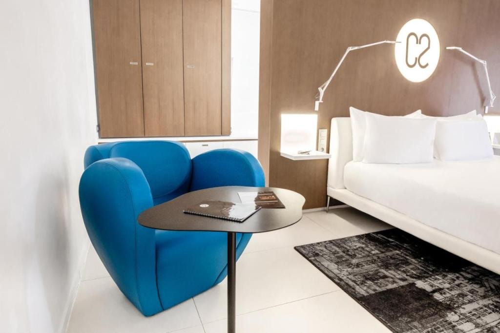 Hotel C2