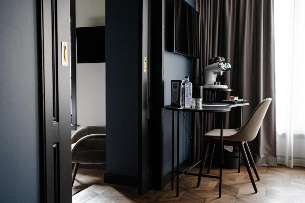 The Nox Hotel