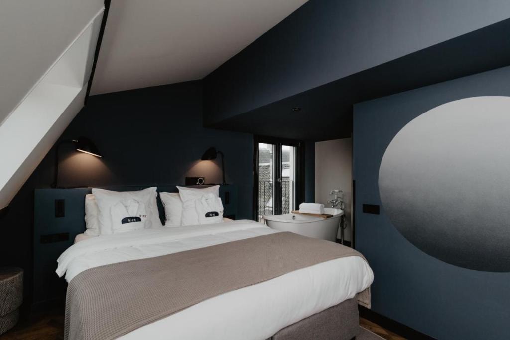 The Nox Hotel