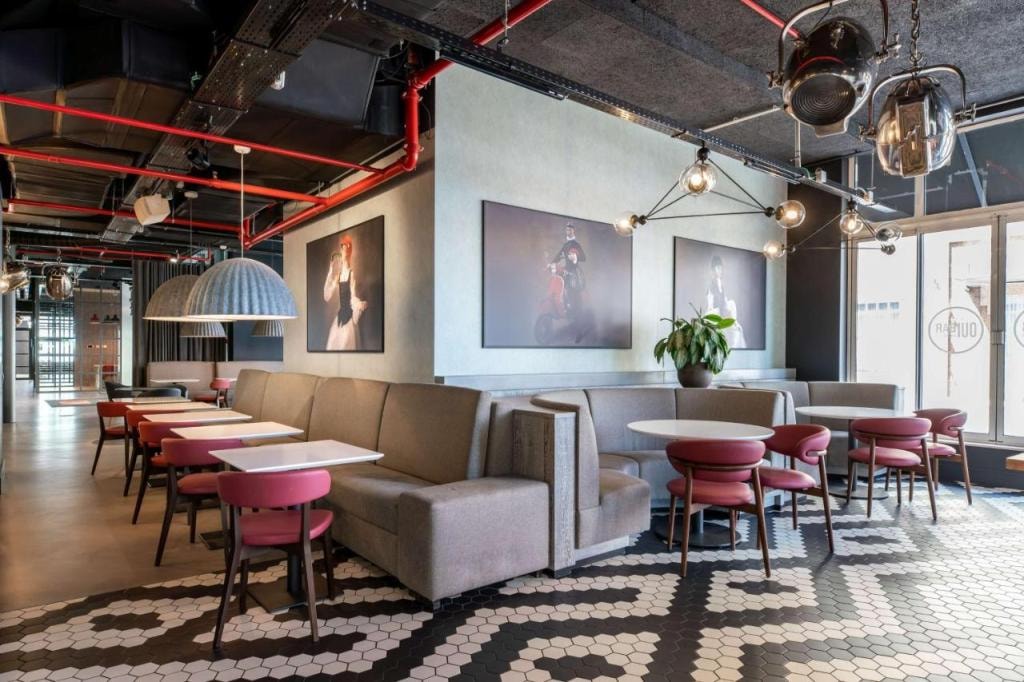 Radisson RED Brussels