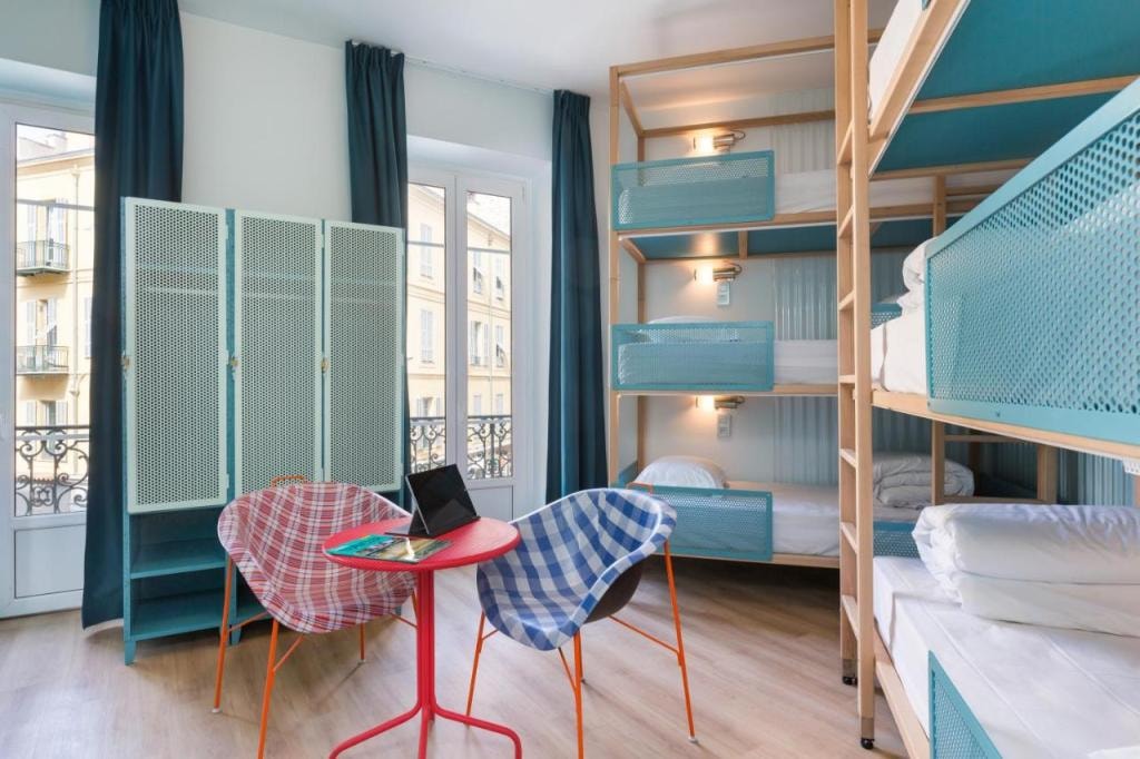 Hostel Ozz Nice