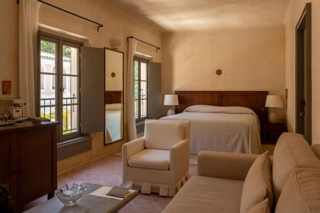 Hôtel du Couvent Nice : l'austérité monastique réinventée en art de vivre méditerranéen