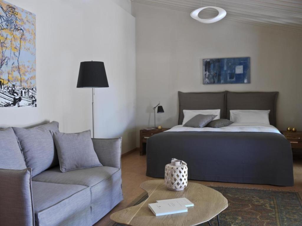 Scalarea Estate Residences