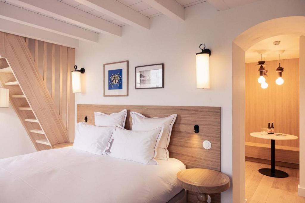 Hôtel INDARRA &amp; SPA - Piscine, Arbonne