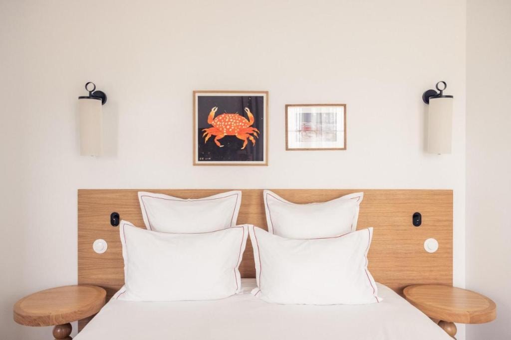 Hôtel INDARRA &amp; SPA - Piscine, Arbonne