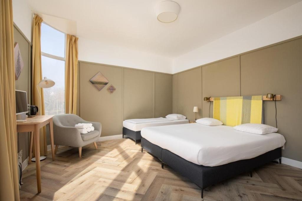 Hotel Light