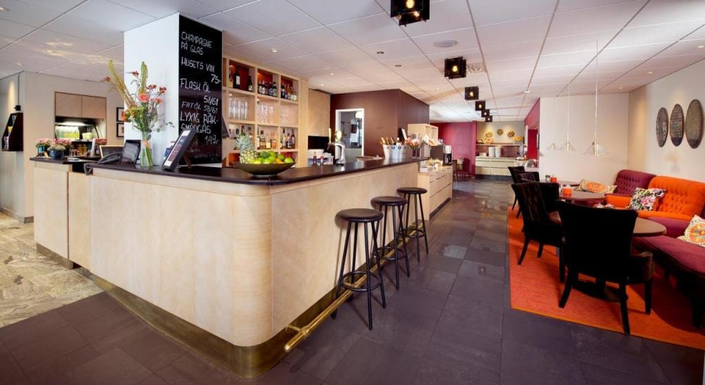 Home Hotel Wellington