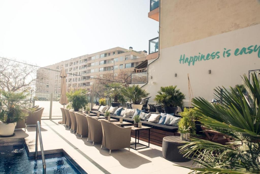 Hotel Feliz