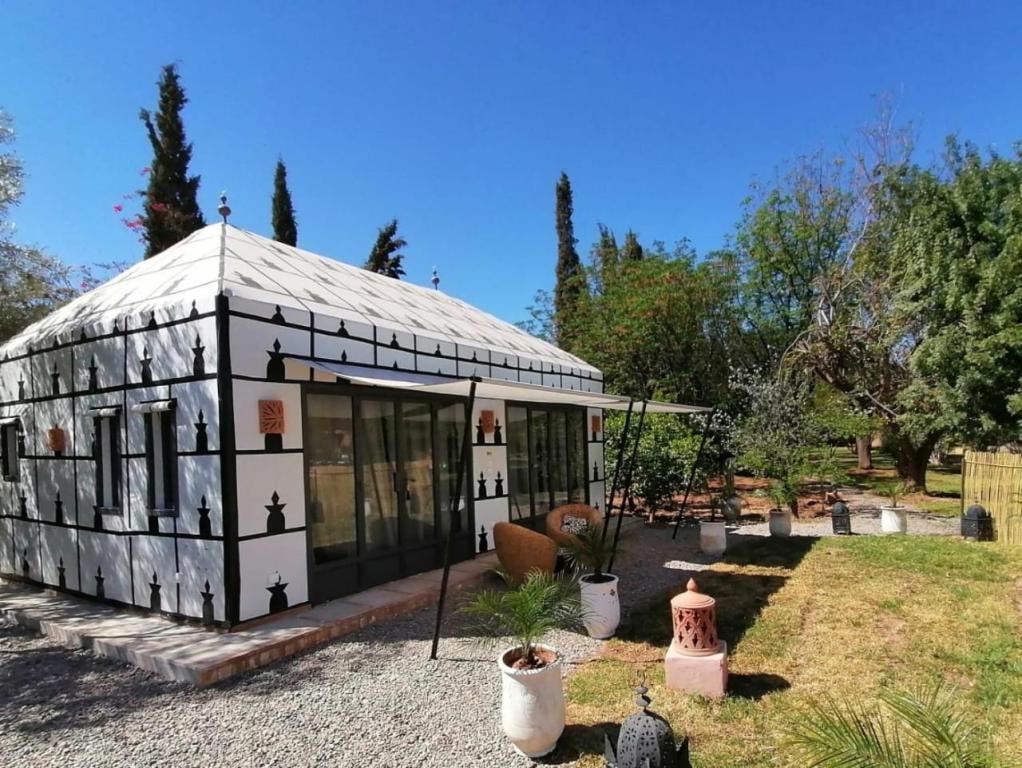Villa Dinari