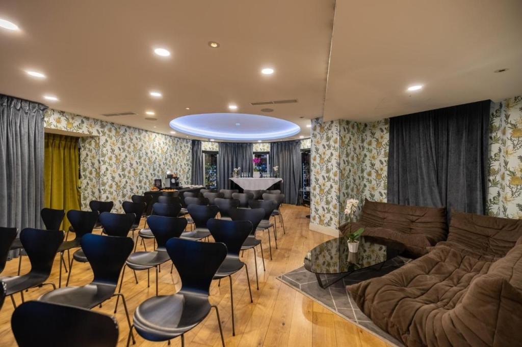Hotel Xenia, Autograph Collection