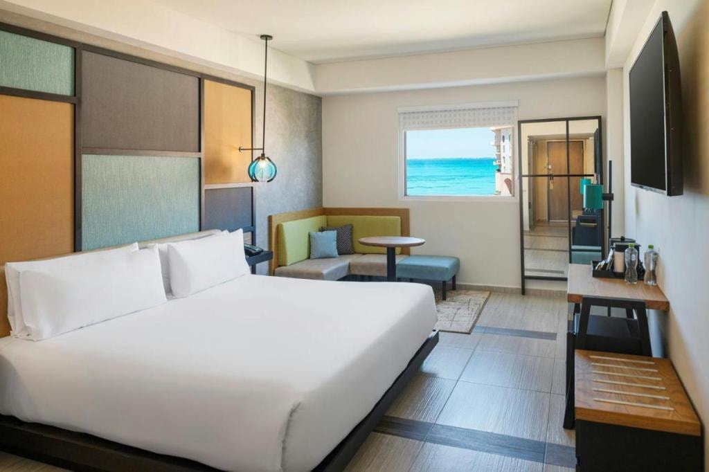 Aloft Cancun