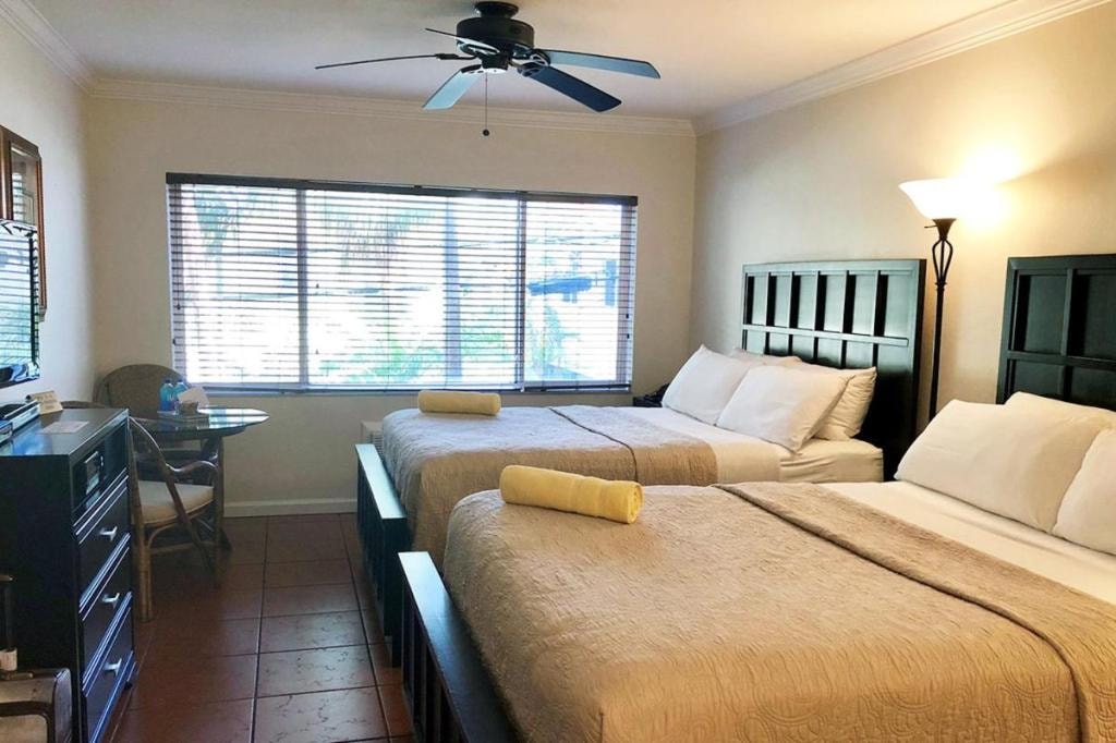 The Grand Resort and Spa &amp; Worthington All Male, Fort Lauderdale, Fort Lauderdale Beach