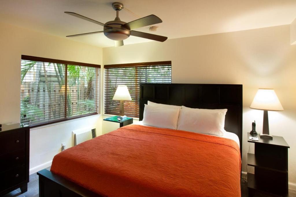 The Grand Resort and Spa &amp; Worthington All Male, Fort Lauderdale, Fort Lauderdale Beach