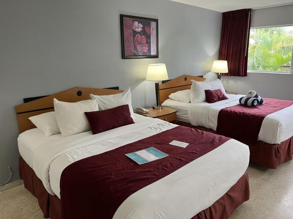 The Grand Resort and Spa &amp; Worthington All Male, Fort Lauderdale, Fort Lauderdale Beach