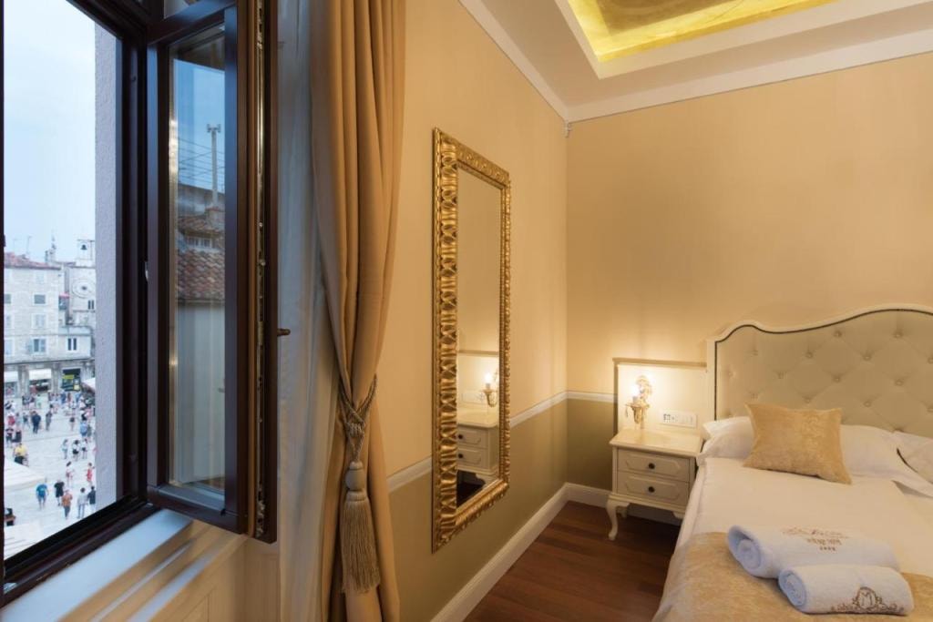 Central Square Heritage Hotel