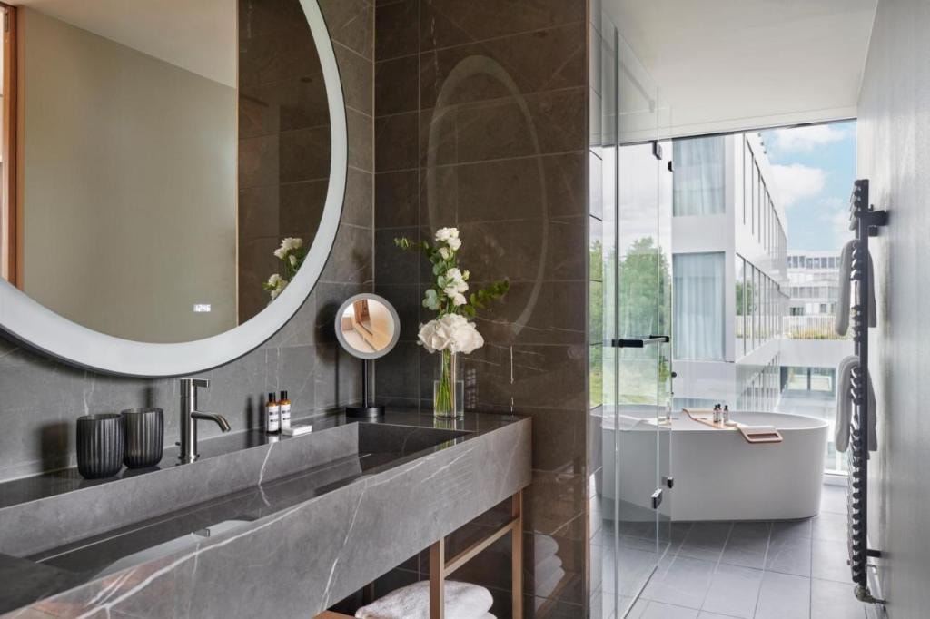 Hyatt Regency Zurich Airport Circle