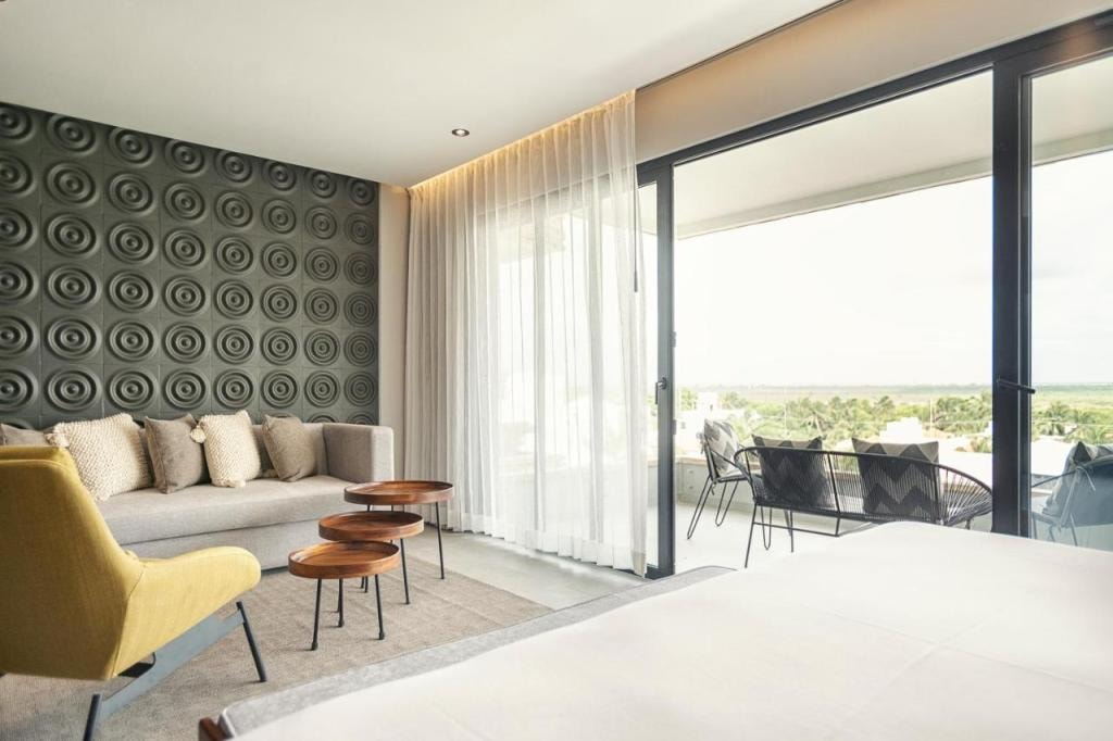 The Fives Oceanfront