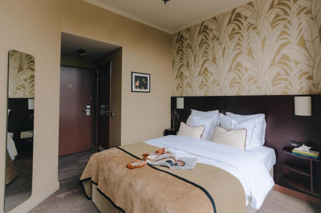 Hotel Omega