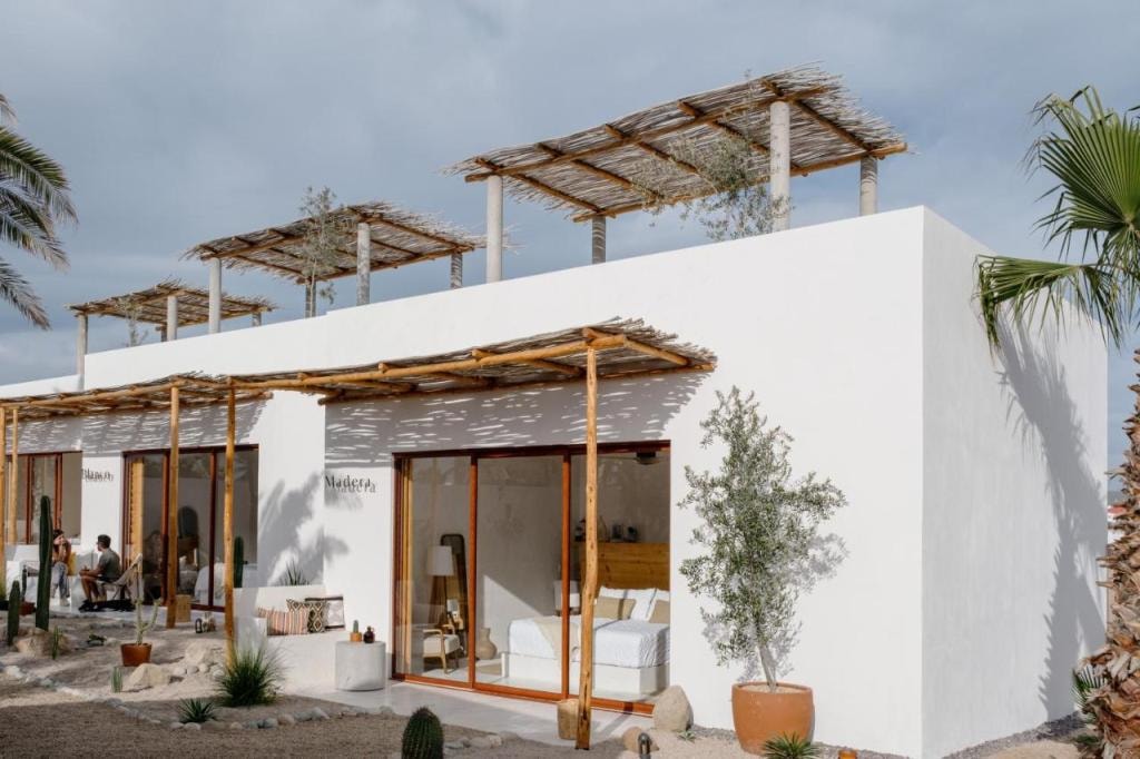 CasaBlancoMadera