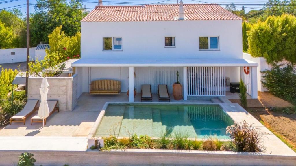 Laranjal Farm House