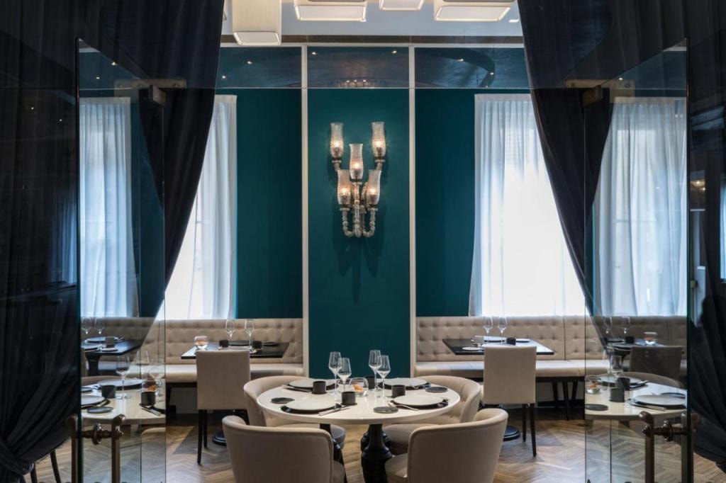 Plaza Hotel Lucchesi