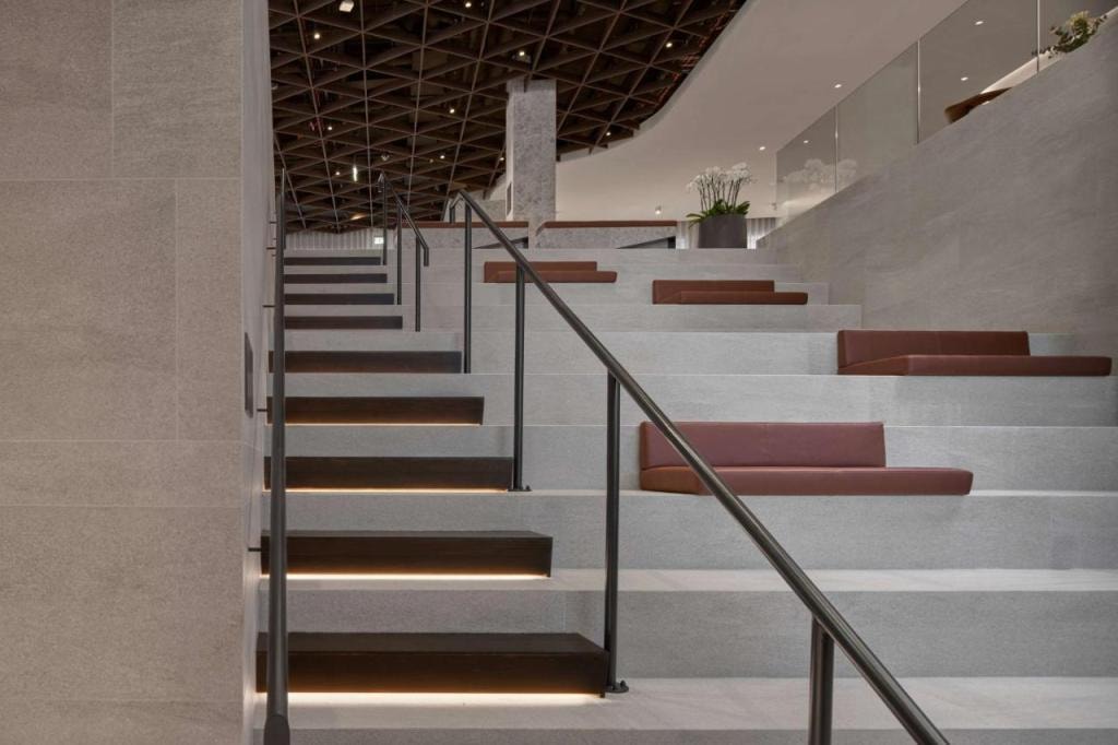 Iceland Parliament Hotel, Curio Collection By Hilton