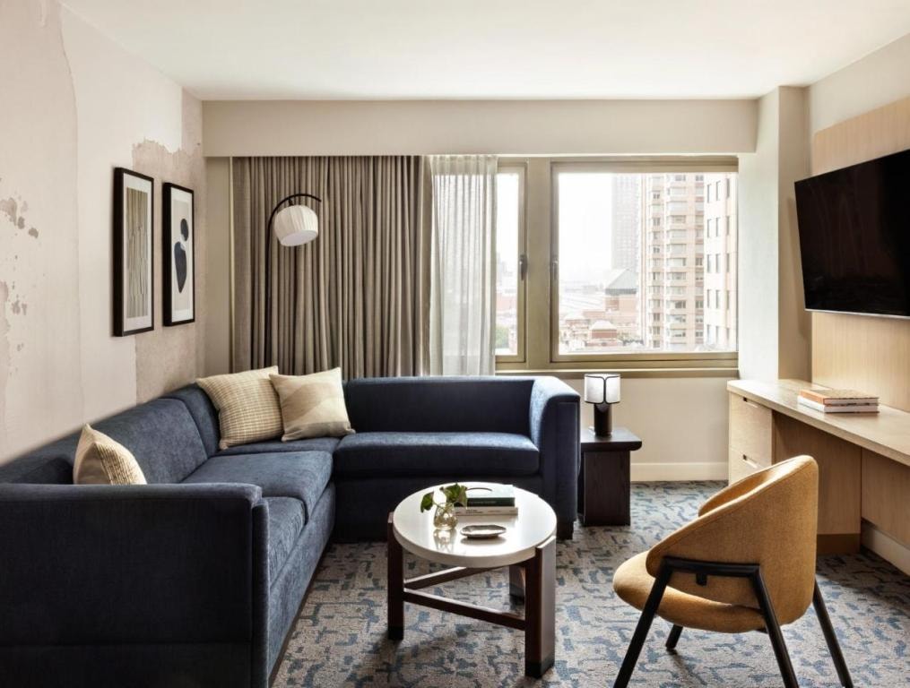 Kimpton Theta New York - Times Square by IHG