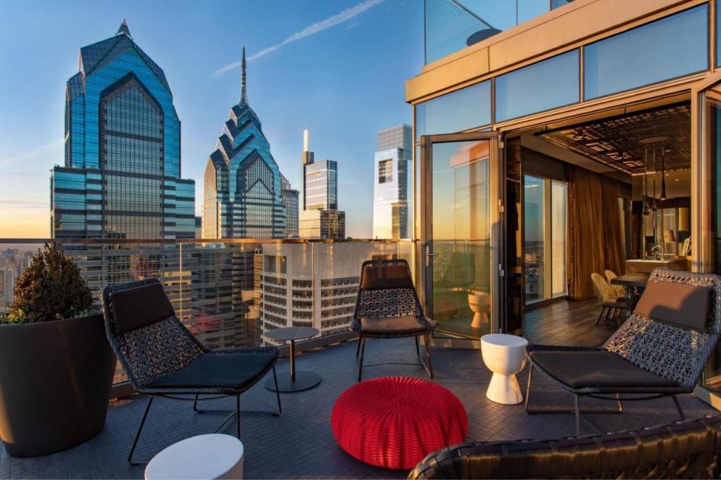 W Philadelphia