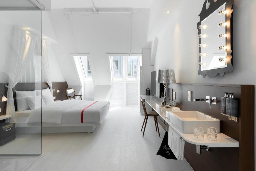 Ruby Rosi Hotel Munich