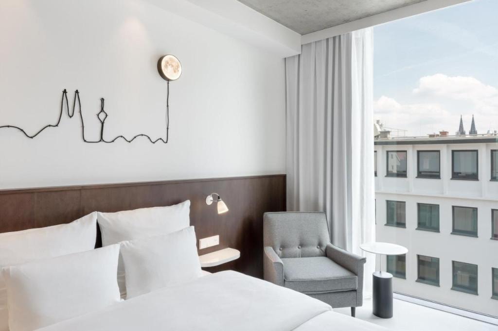 Ruby Ella Hotel Cologne