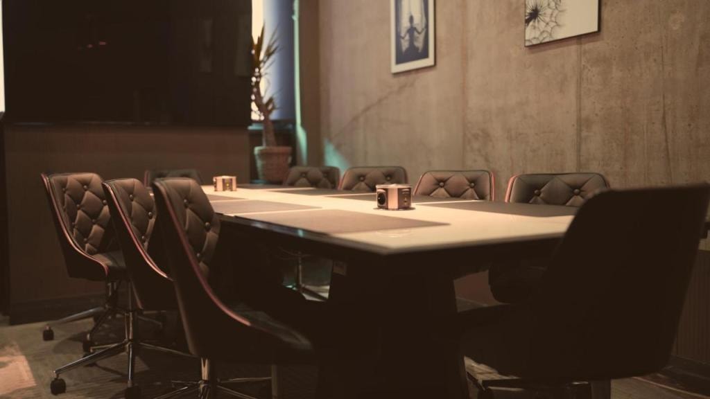 Bellman Hotel