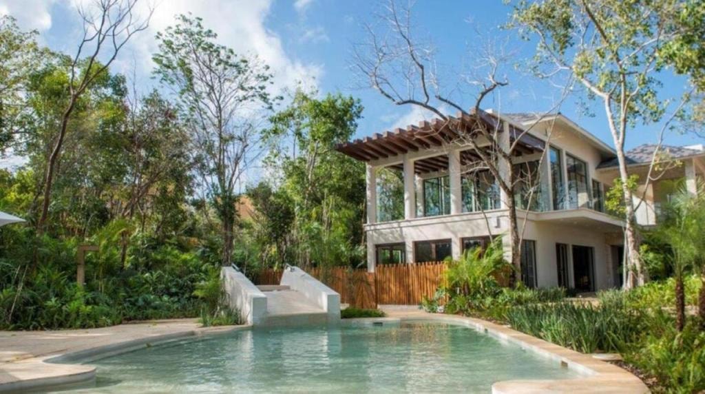 Fairmont Heritage Place Mayakoba