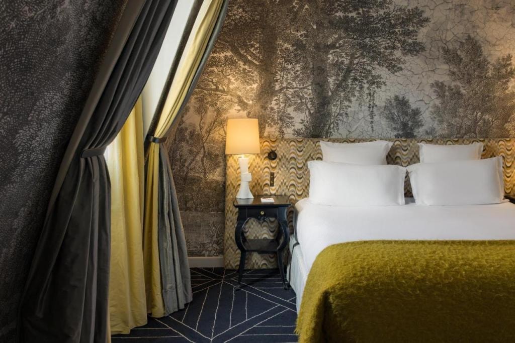 Le Pavillon de la Reine & Spa, Place des Vosges