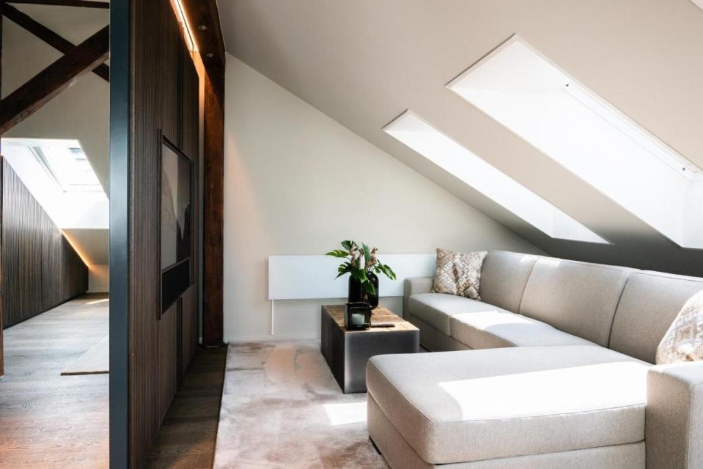 Le Bijou LQ80 Jacuzzi Penthouse